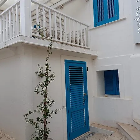 Double Room, Air Conditioning, Bathroom, In The Center Of Calabria Bed & Breakfast