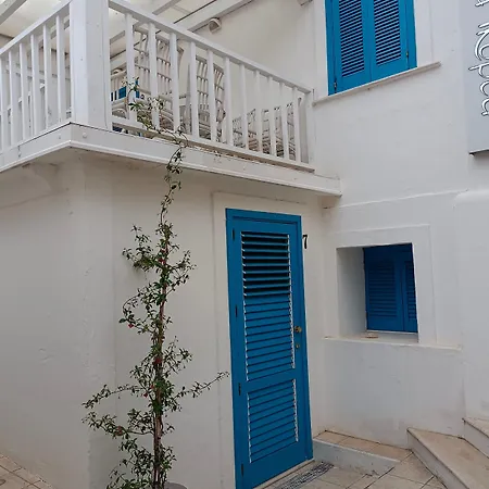 Bed & Breakfast Double Room, Air Conditioning, Bathroom, In The Center Of Calabria Tropea